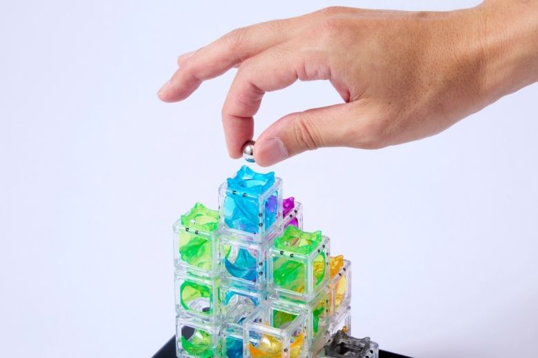 グラビティ・メイズ